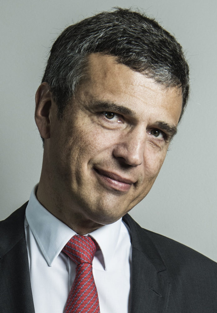 Didier-Weckner---AXA
